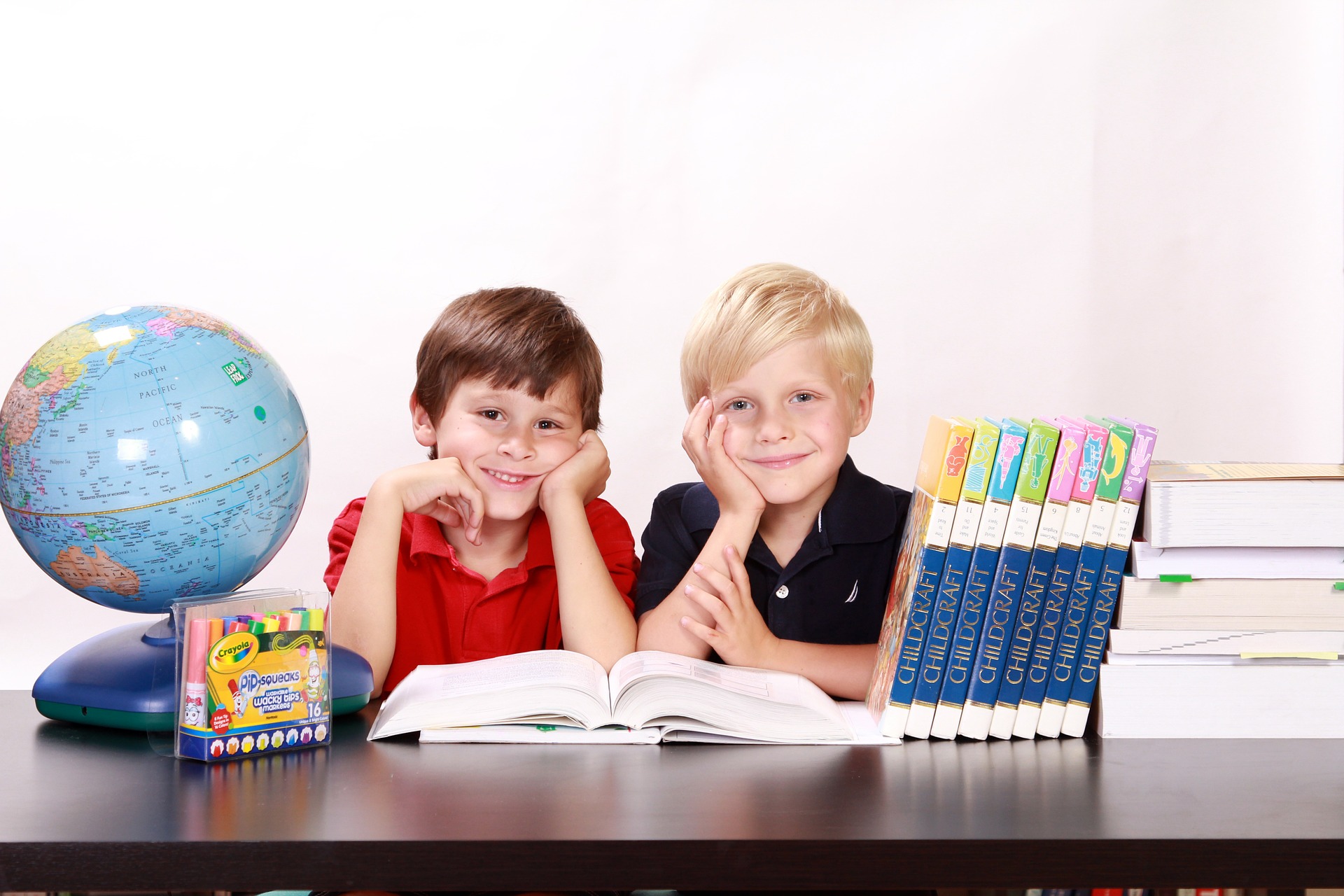 Хотите больше узнать об авторе книги и ее героях?